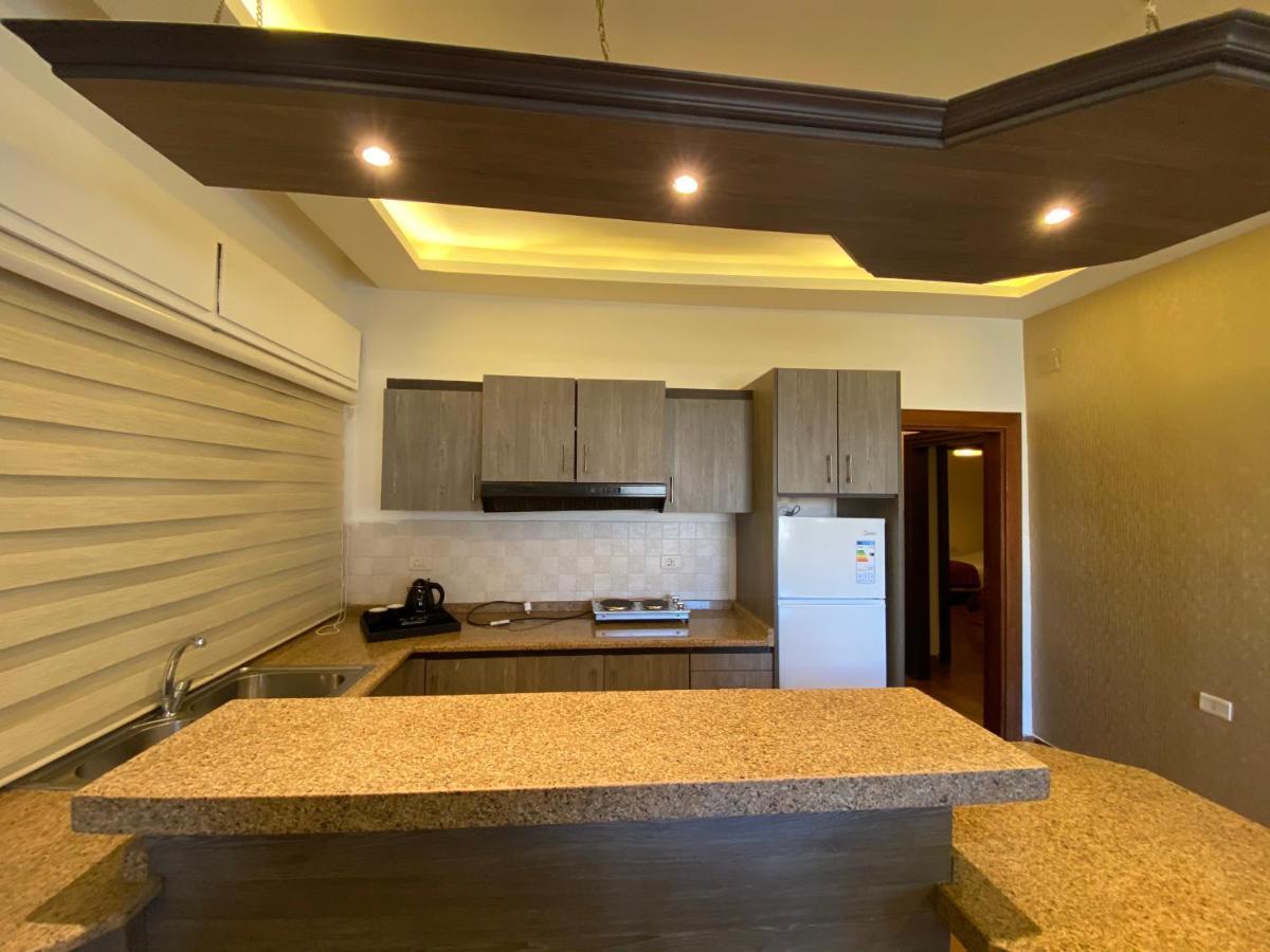 Al Farooq Hotel Apartments Амман Екстер'єр фото