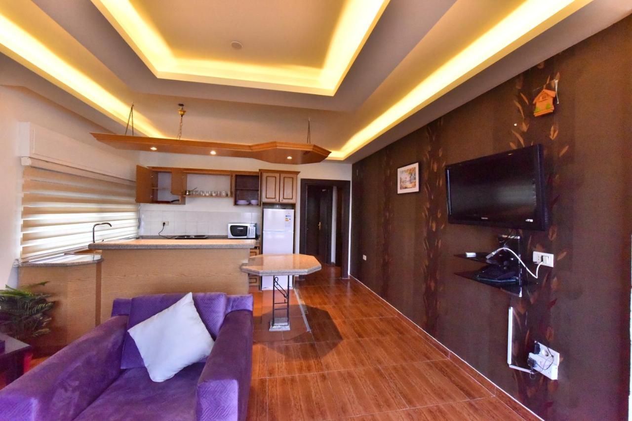 Al Farooq Hotel Apartments Амман Екстер'єр фото