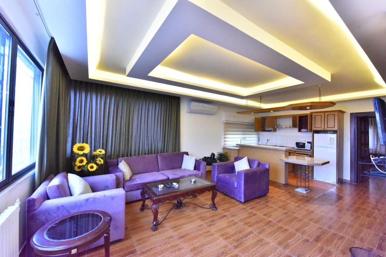 Al Farooq Hotel Apartments Амман Екстер'єр фото